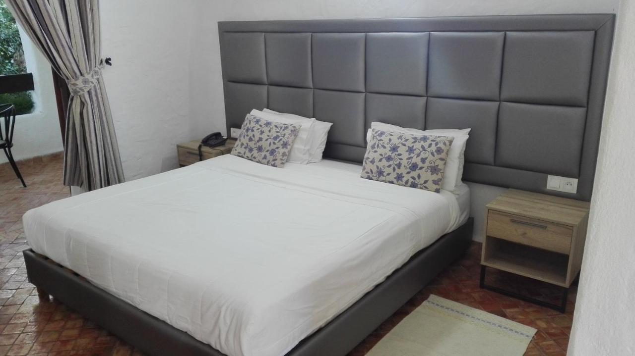Hotel Mandy Tétouan Exterior photo